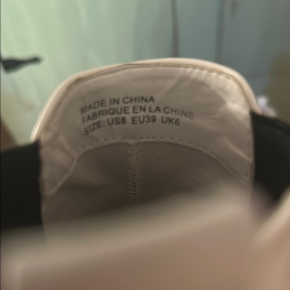 Urban Outfitters White Ankle Boots - Picture 2 of 5